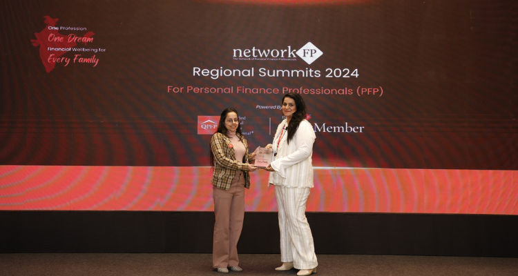 Gurleen Kaur Tikku was invited as a speaker at Network FP to share insights on ‘Social Media for Personal Finance ProfessionalsR…