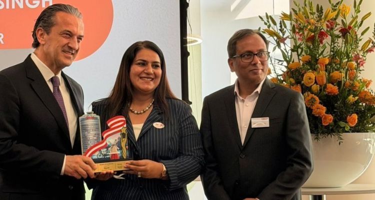Gurleen Kaur Tikku was recognized as a Priority Round Table qualifier and honored during her visit to ERGO in Düsseldorf